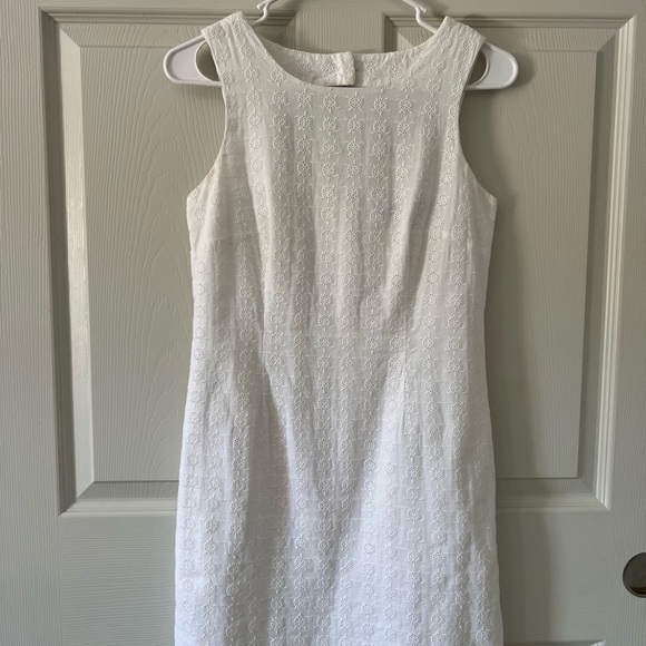 Tori Richard Dresses & Skirts - Tori Richard White Textured Mini Dress